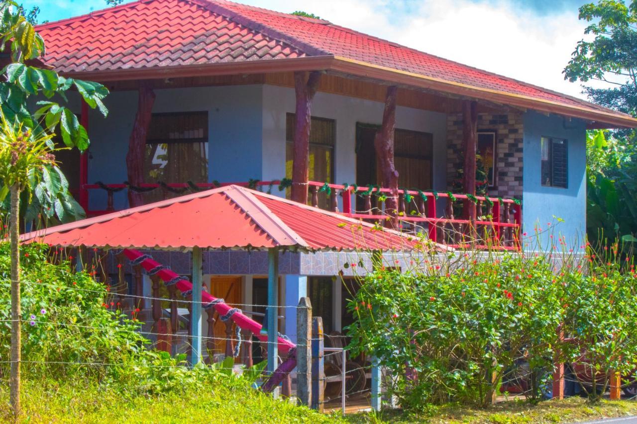 Cabinas Cascada Rio Celeste Bijagua Exterior photo