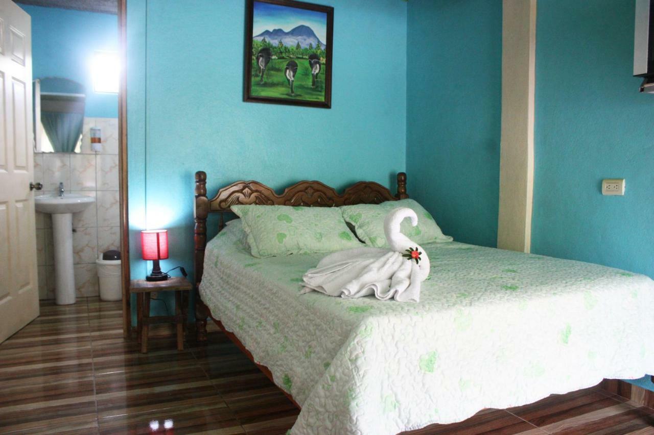 Cabinas Cascada Rio Celeste Bijagua Exterior photo